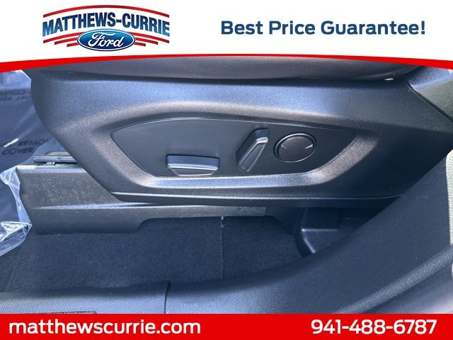 Used 2024 Ford Explorer - photo 11