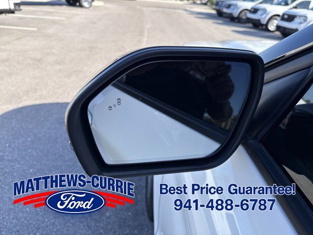 Used 2025 Ford Explorer - photo 12