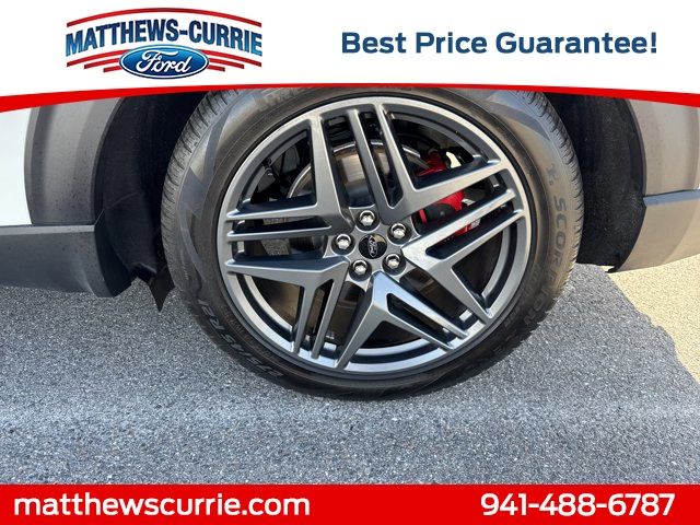 Used 2025 Ford Explorer - photo 18