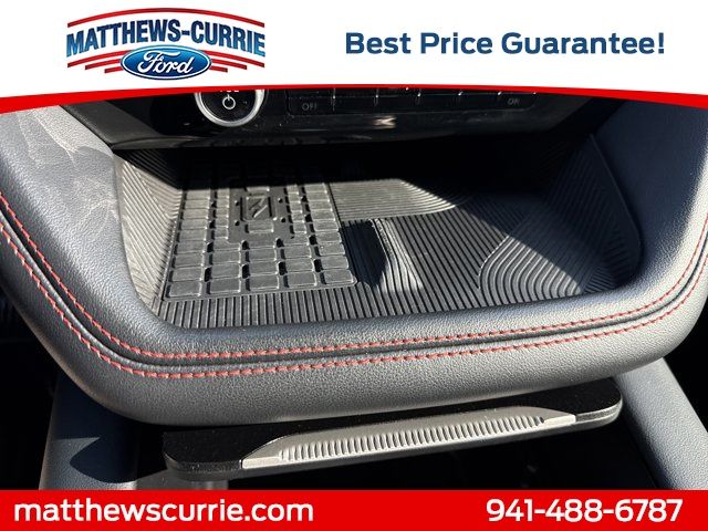 Used 2025 Ford Explorer - photo 22