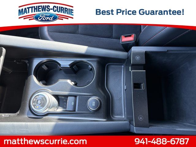 Used 2025 Ford Explorer - photo 24