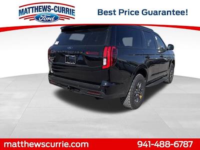 New 2026 Ford Expedition - photo 2