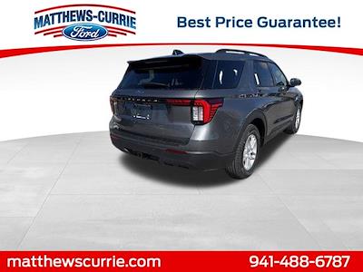 New 2026 Ford Explorer - photo 2