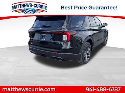 New 2026 Ford Explorer - photo 2