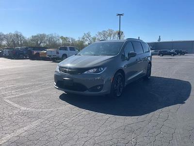Used 2020 Chrysler Pacifica - photo 1