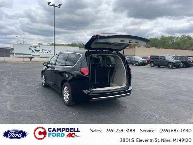 Used 2024 Chrysler Pacifica - photo 12