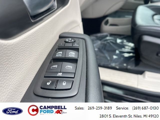 Used 2024 Chrysler Pacifica - photo 28