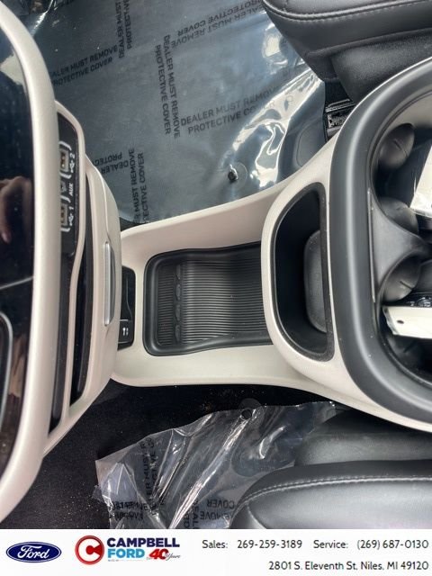 Used 2024 Chrysler Pacifica - photo 33