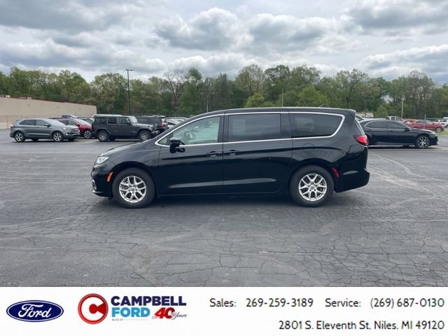 Used 2024 Chrysler Pacifica - photo 7