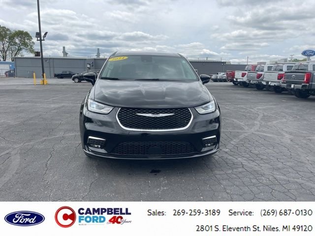 Used 2024 Chrysler Pacifica - photo 9