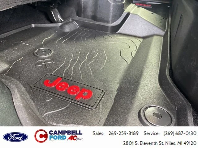 Used 2020 Jeep Gladiator - photo 20