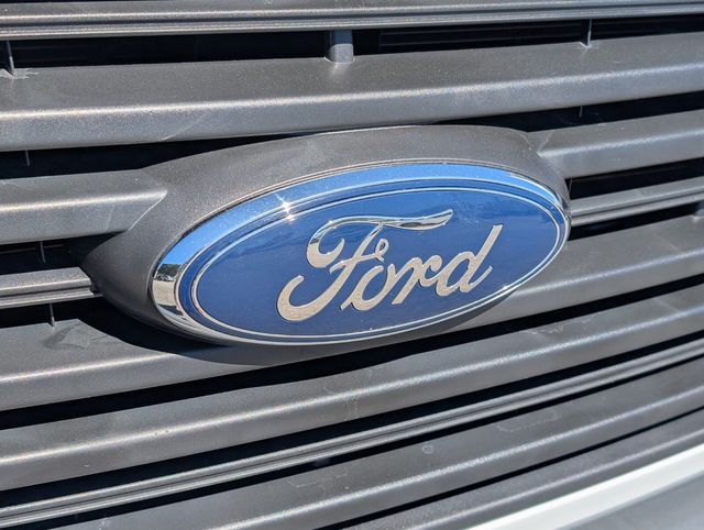 Used 2018 Ford Transit 150 - photo 18