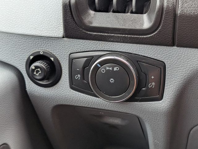 Used 2019 Ford Transit 250 - photo 27