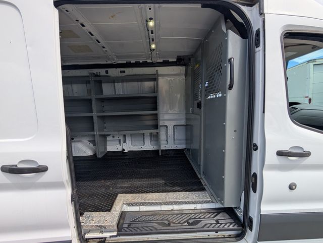 Used 2018 Ford Transit 250 - photo 16