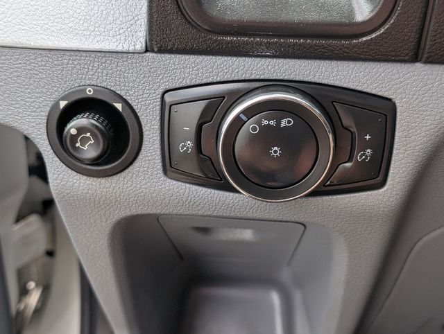 Used 2018 Ford Transit 250 - photo 34