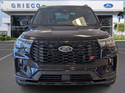 New 2026 Ford Explorer - photo 2