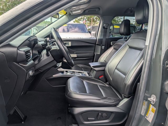 Used 2022 Ford Explorer - photo 8