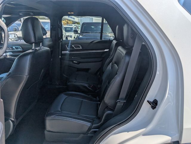 Used 2019 Ford Explorer - photo 10