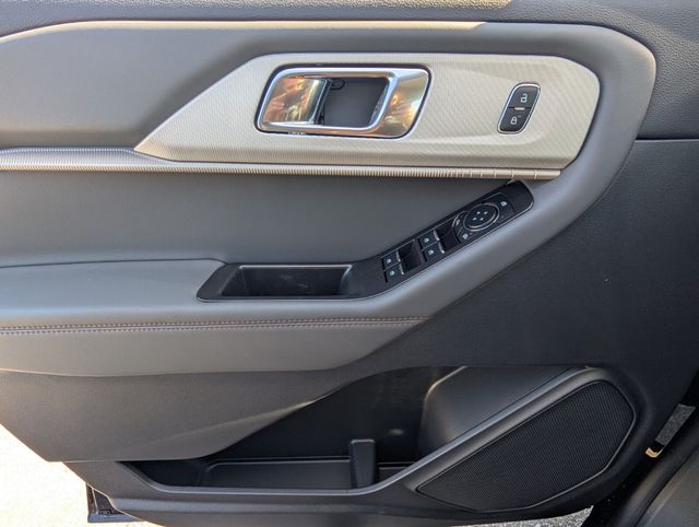 New 2026 Ford Explorer - photo 13