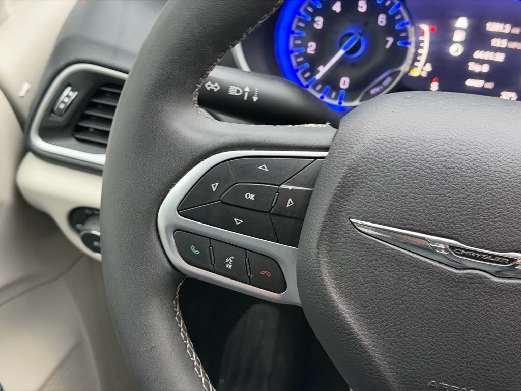 Used 2024 Chrysler Pacifica - photo 18