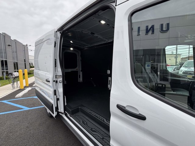 New 2026 Ford Transit 250 - photo 9