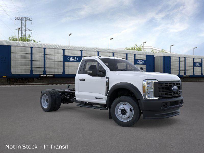 New 2026 Ford F-550 - photo 9