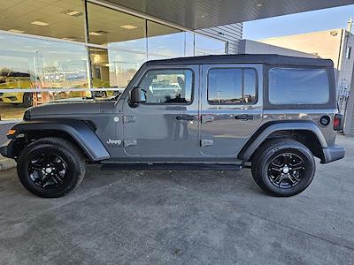 Used 2019 Jeep Wrangler - photo 2