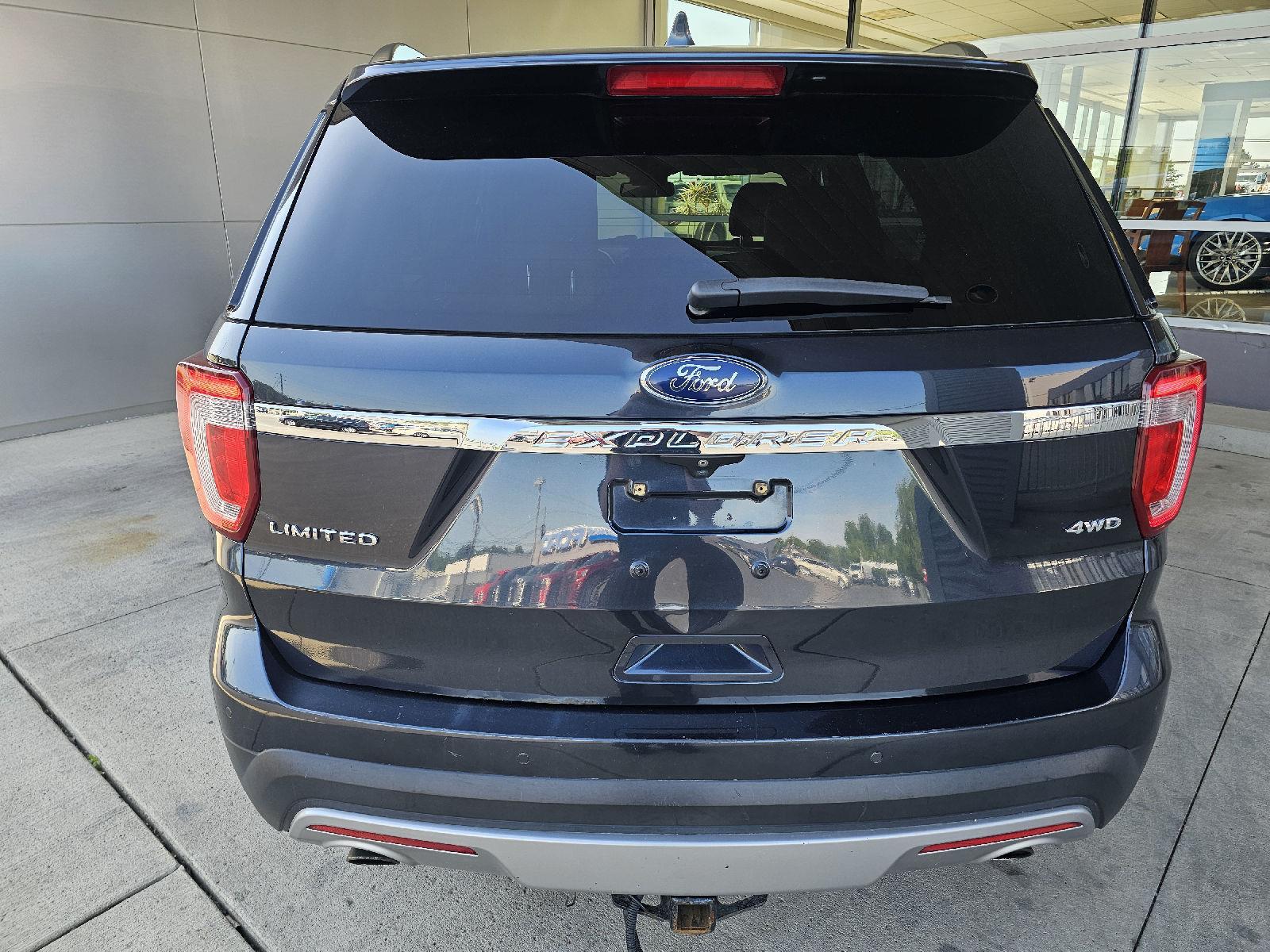 Used 2017 Ford Explorer - photo 6