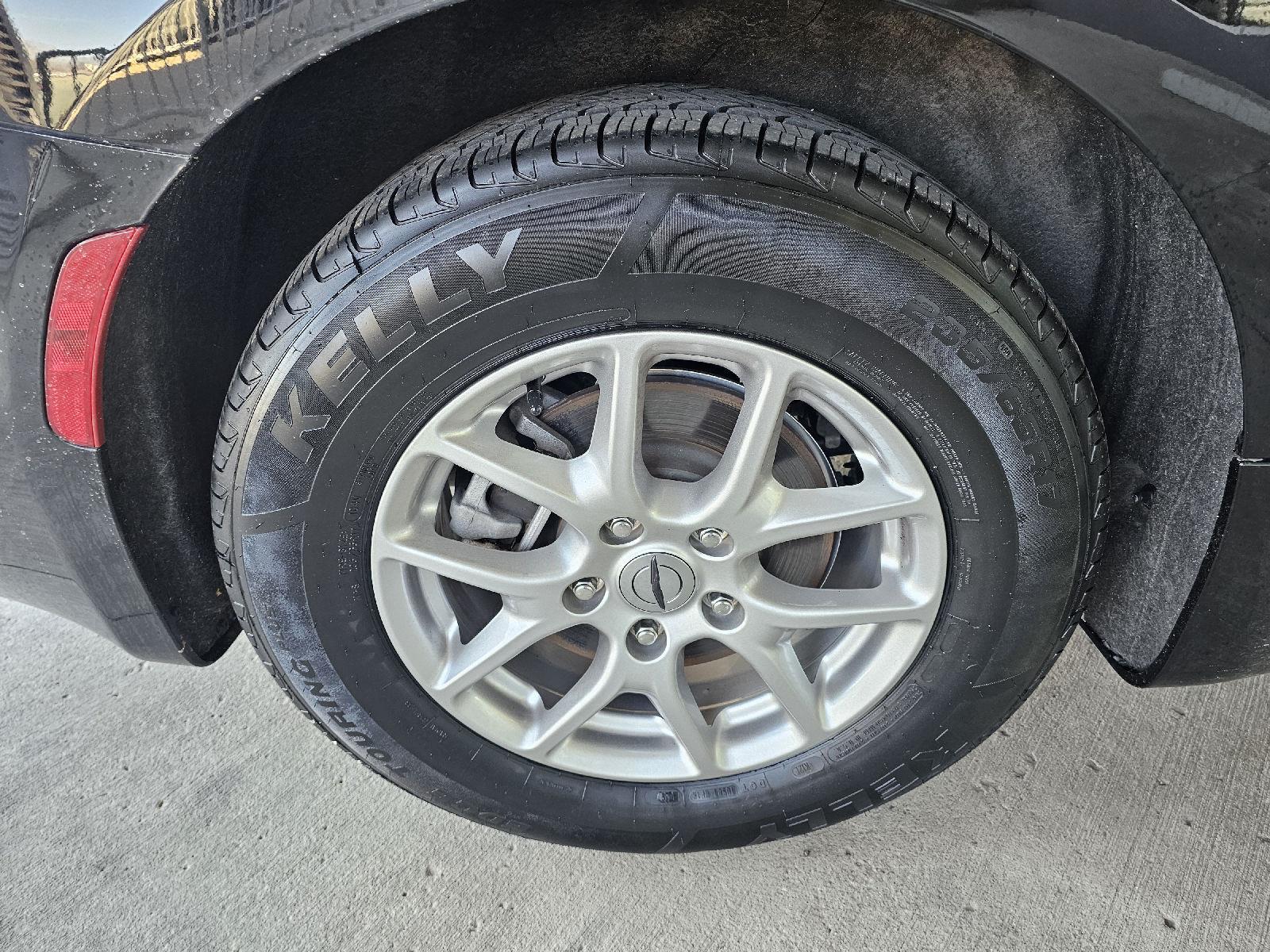 Used 2025 Chrysler Pacifica - photo 12