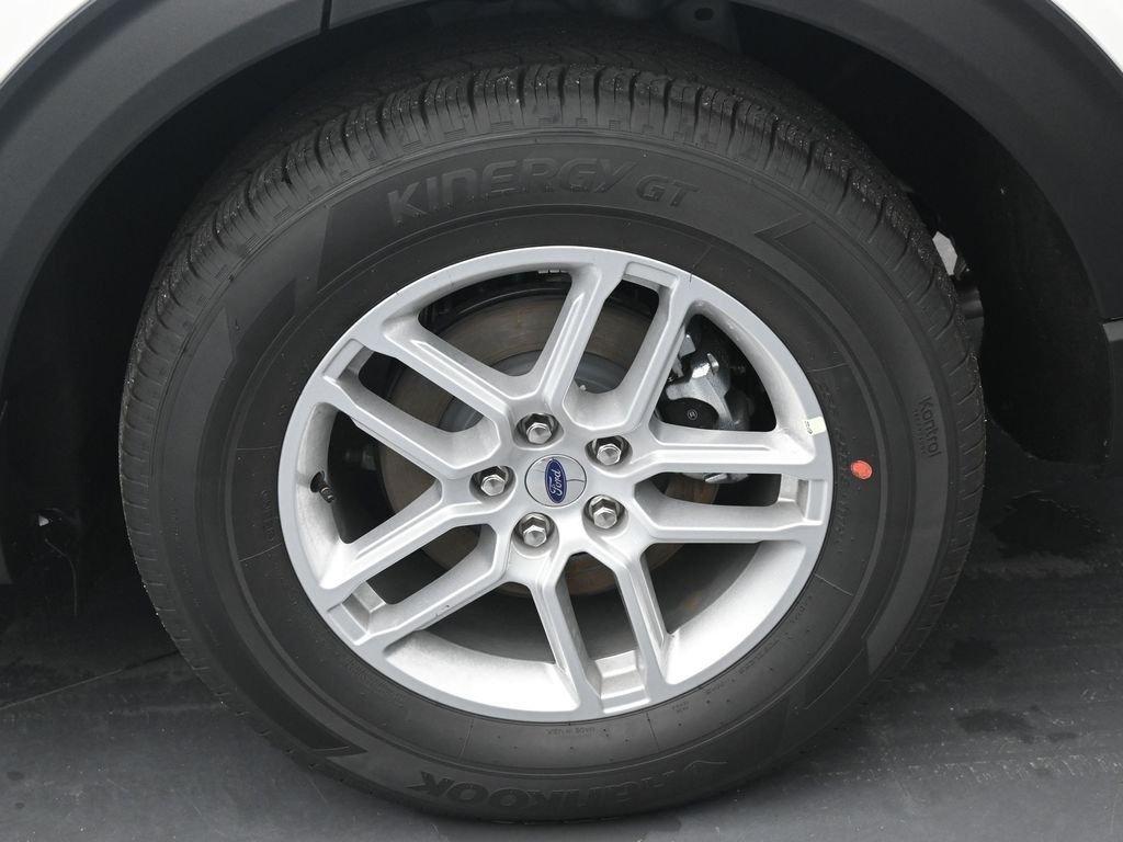 New 2026 Ford Explorer - photo 11
