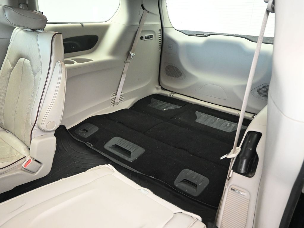 Used 2020 Chrysler Pacifica - photo 13