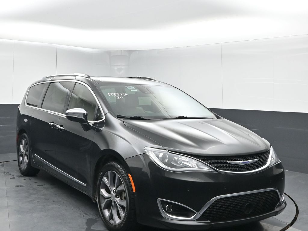 Used 2020 Chrysler Pacifica - photo 1