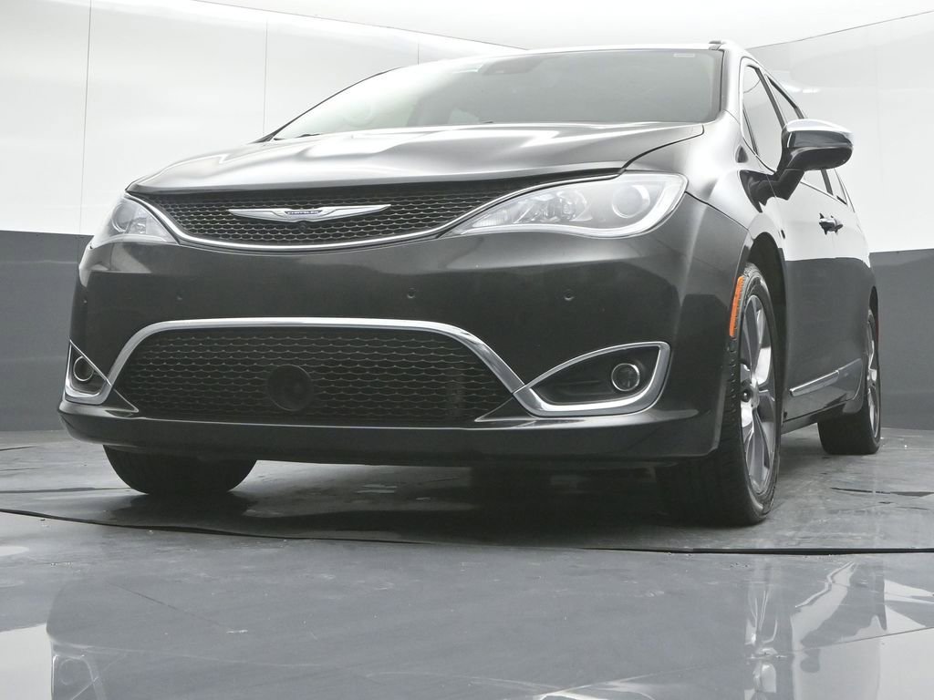 Used 2020 Chrysler Pacifica - photo 31