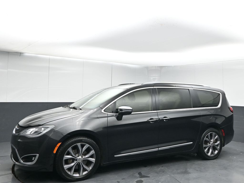 Used 2020 Chrysler Pacifica - photo 7