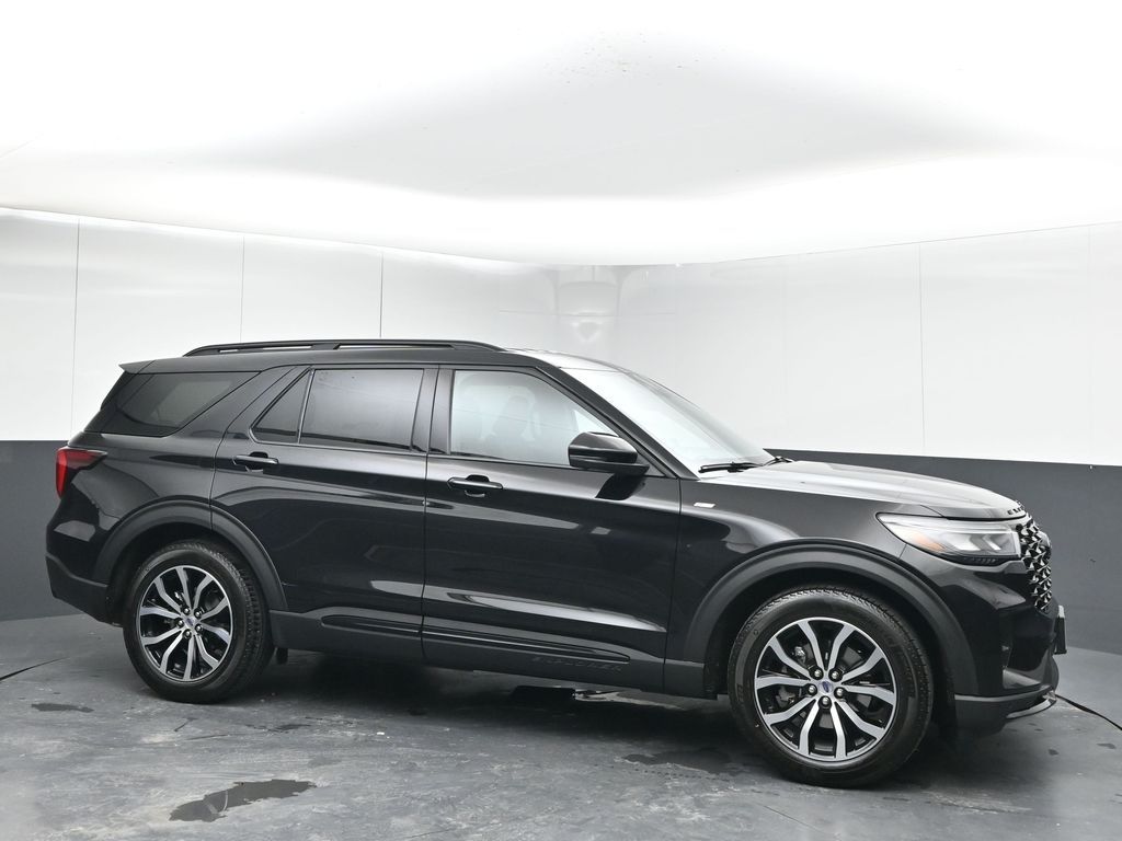New 2026 Ford Explorer - photo 1