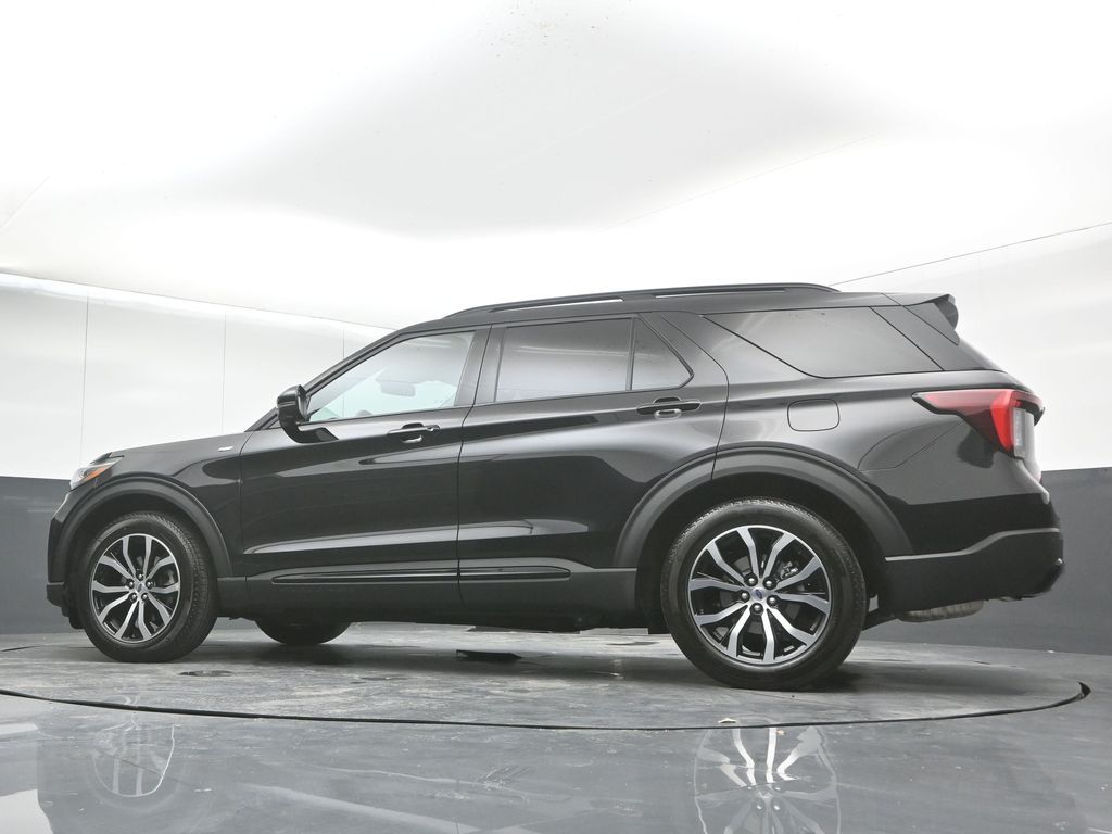New 2026 Ford Explorer - photo 33