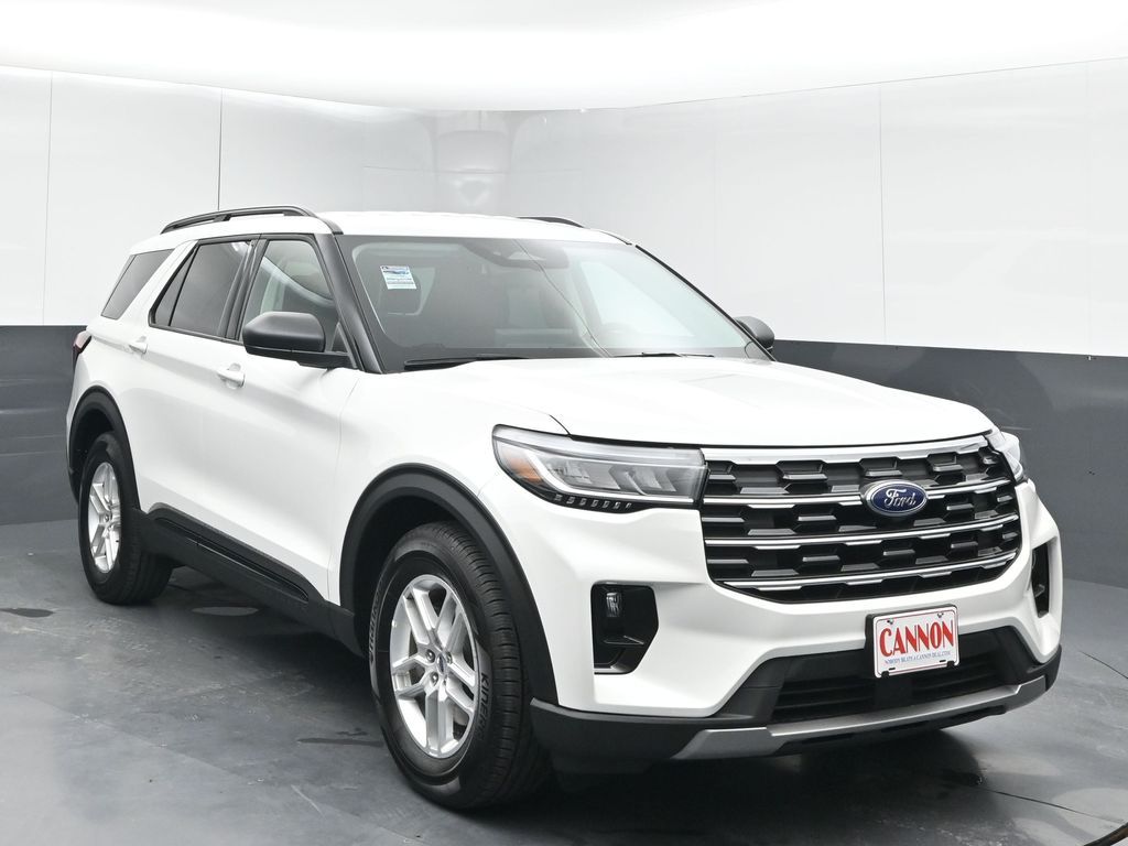 New 2026 Ford Explorer - photo 1