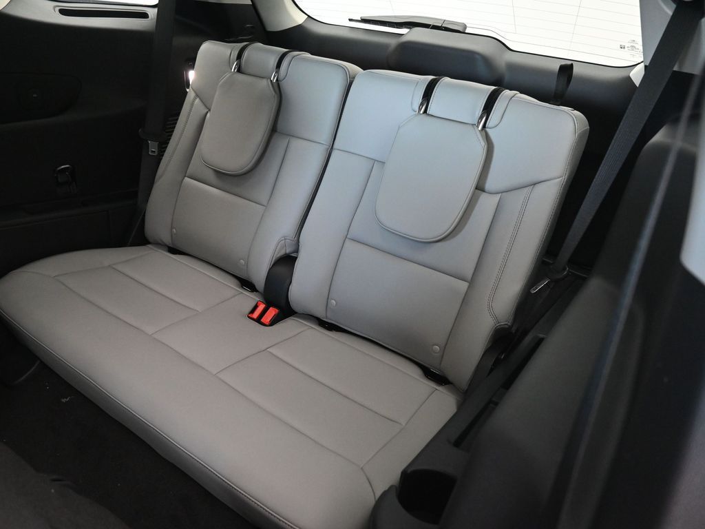 New 2026 Ford Explorer - photo 12