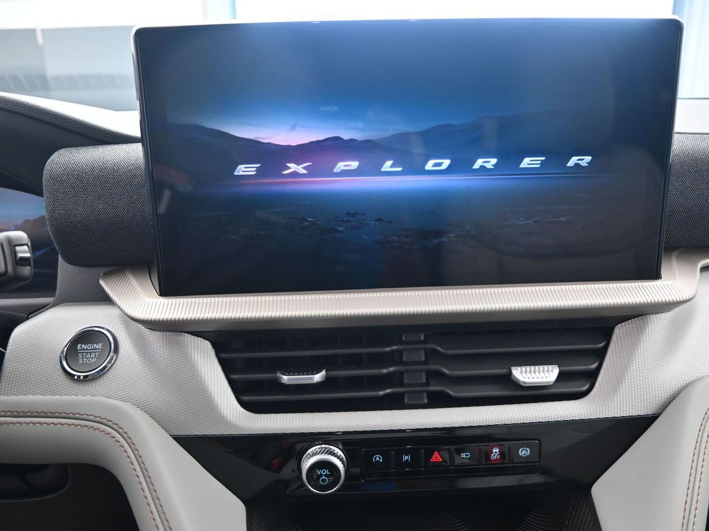 New 2026 Ford Explorer - photo 16