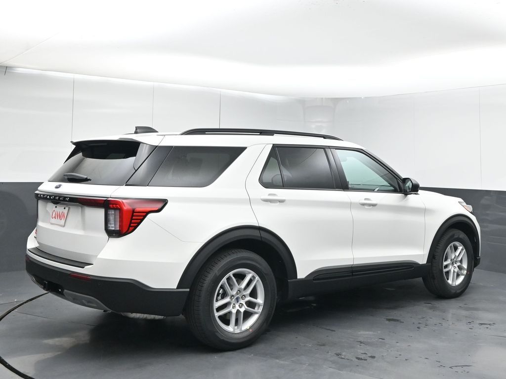 New 2026 Ford Explorer - photo 2