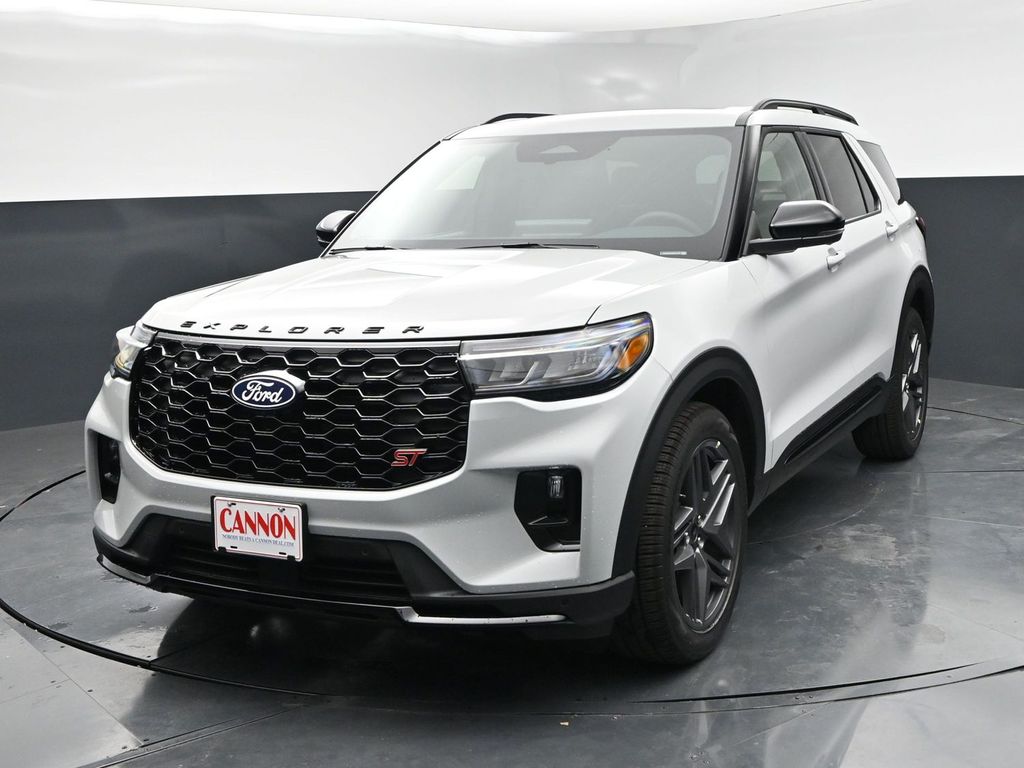 New 2027 Ford Explorer - photo 2