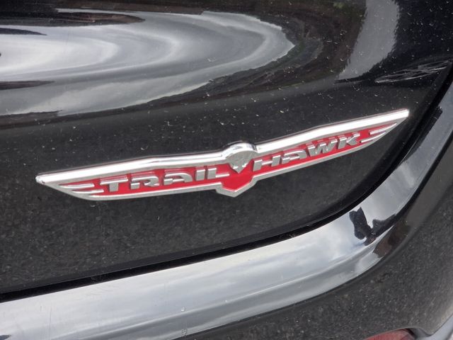 Used 2018 Jeep Compass - photo 10