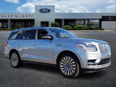 Used 2020 Lincoln Navigator - photo 2