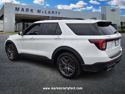 New 2026 Ford Explorer - photo 2