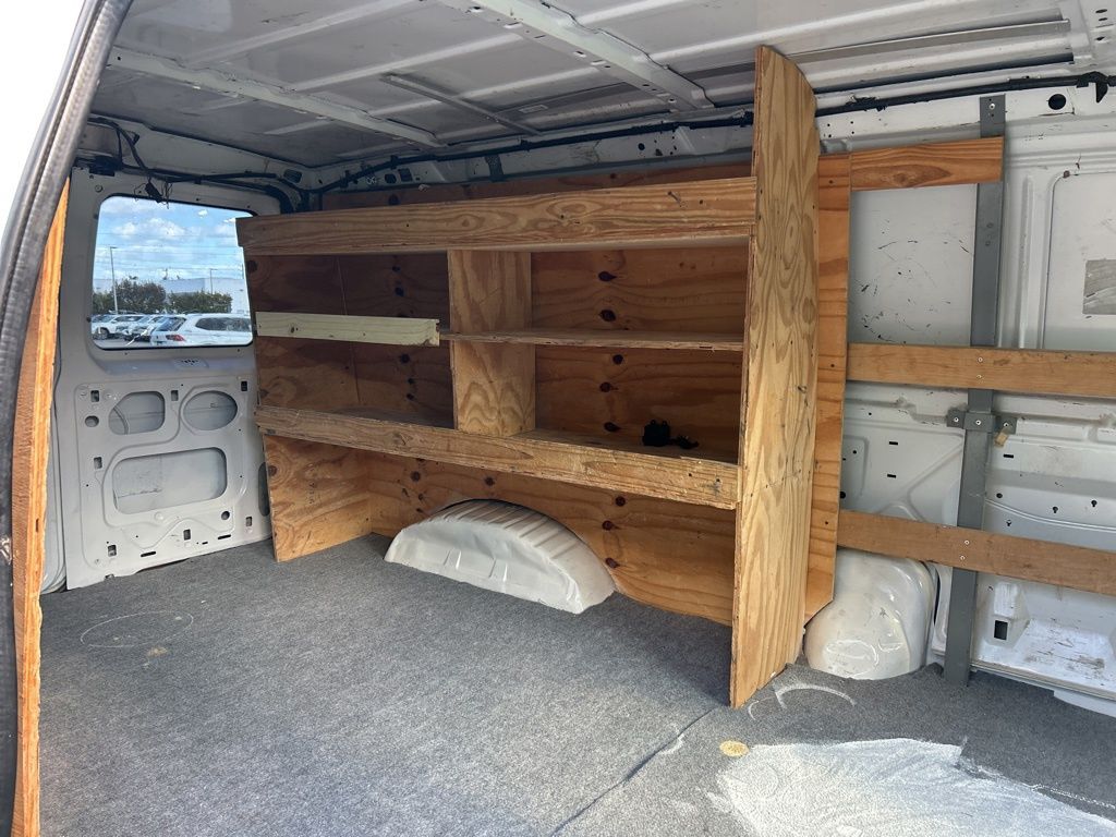 Used 2013 Ford E-250 - photo 32