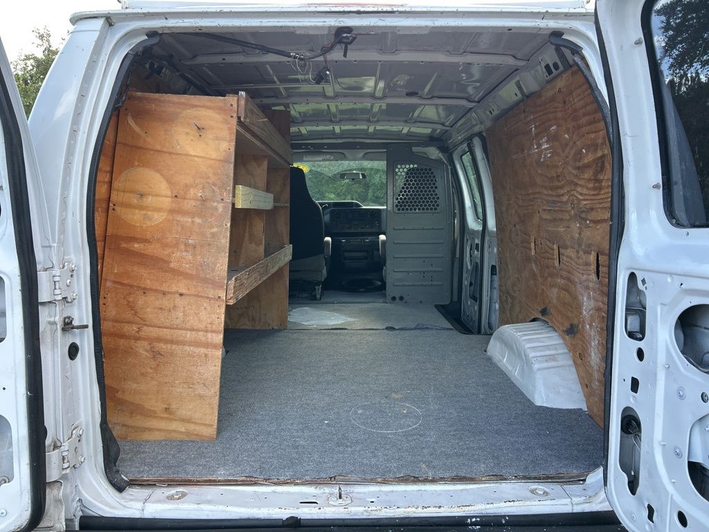 Used 2013 Ford E-250 - photo 2