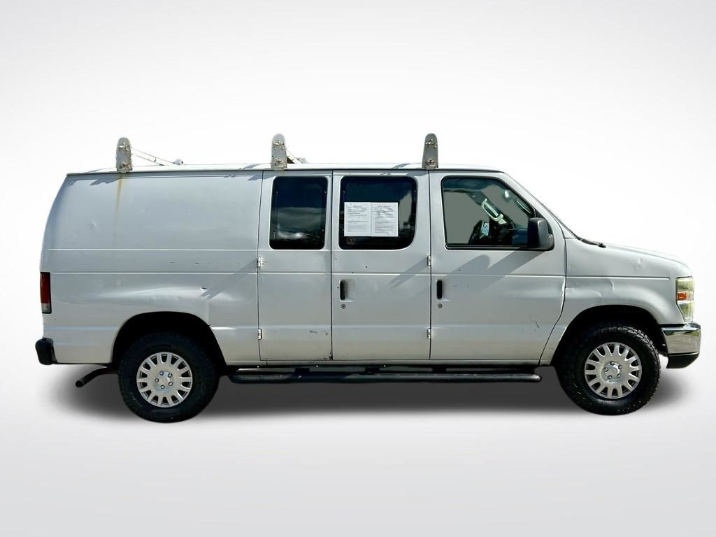 Used 2013 Ford E-250 - photo 8