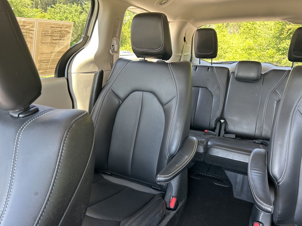 Used 2024 Chrysler Pacifica - photo 14