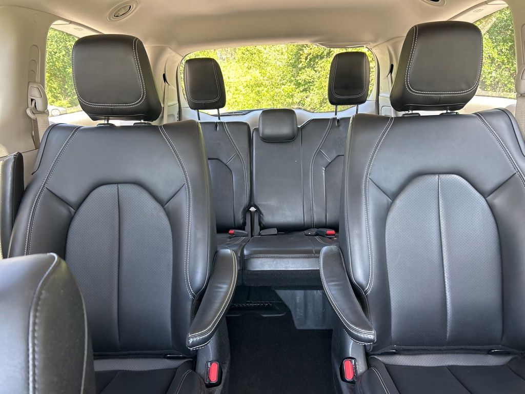 Used 2024 Chrysler Pacifica - photo 15
