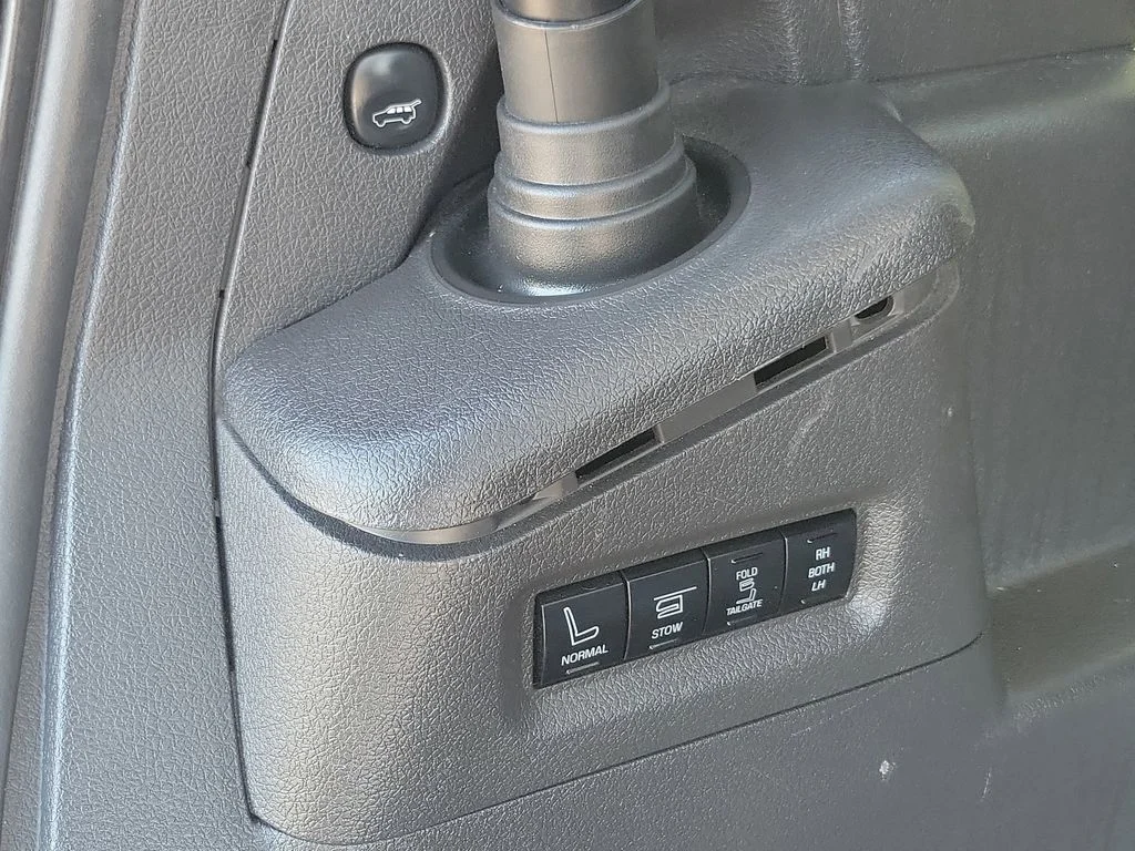 Used 2019 Ford Flex - photo 8